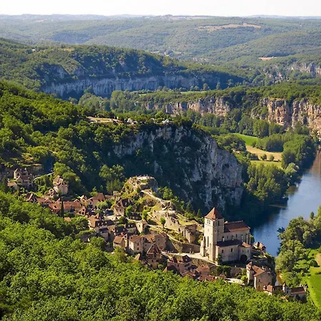 Joli Renove * Puy-l'Eveque